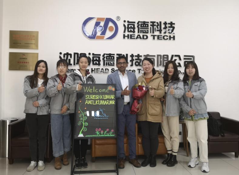 Dubai müşterileri HEAD su jeti kesim makinesi şirketini ziyaret etti